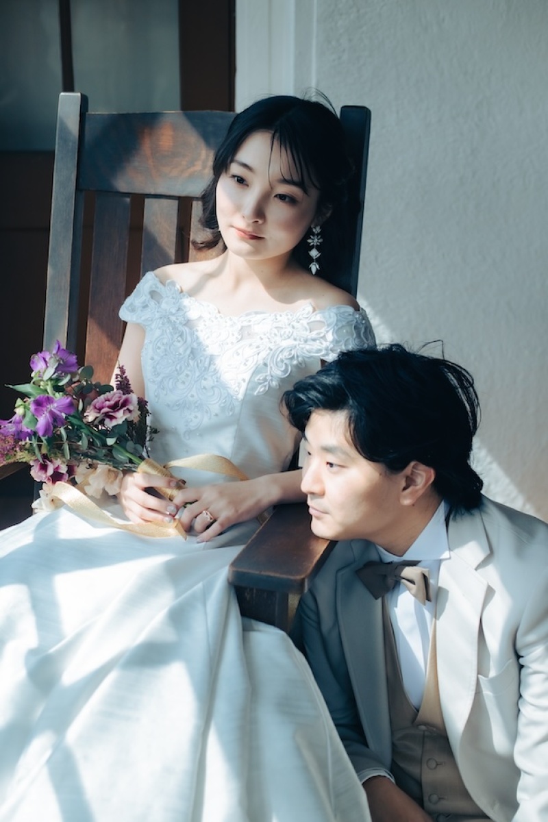 陽に当たり語らうご様子