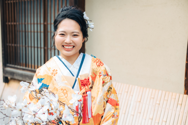 和装に合うブーケとヘアスタイル