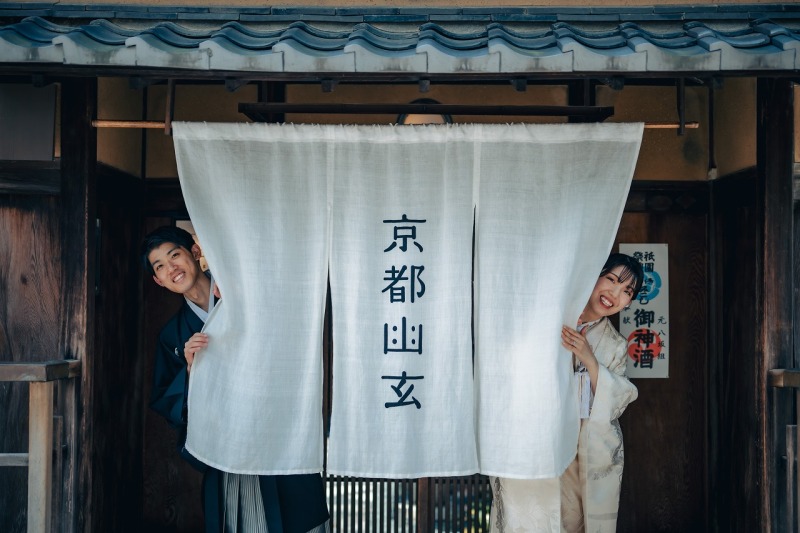 二人でひょっこり