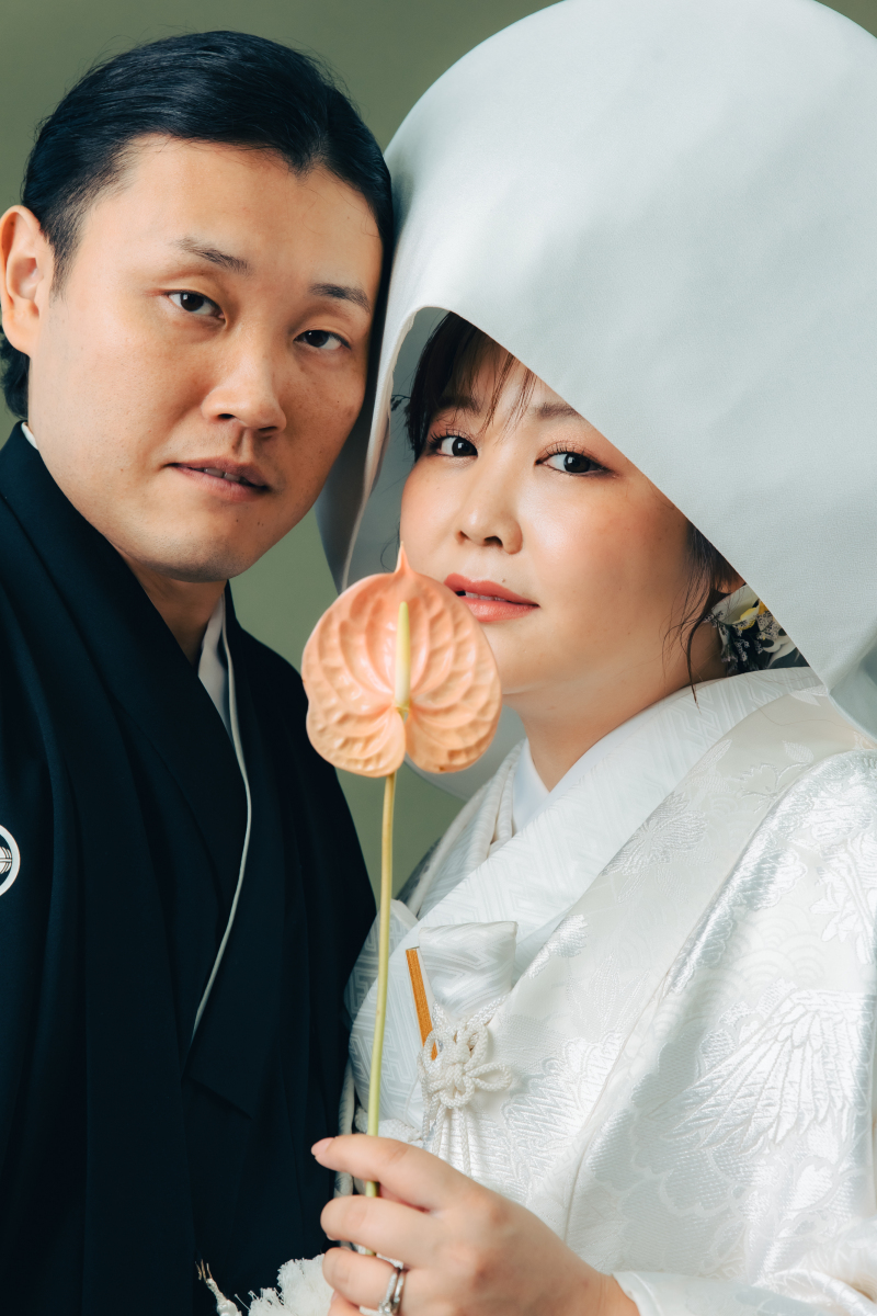 シンプルなバック紙で