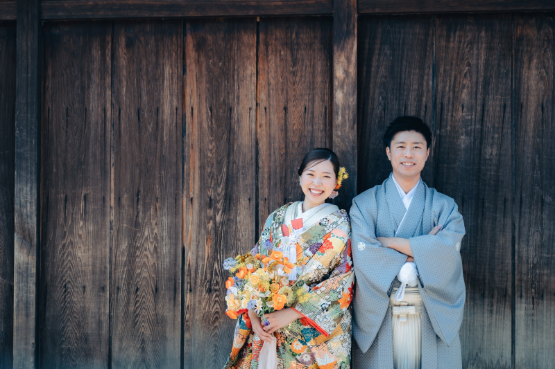京都の町屋で寄り添うおふたり