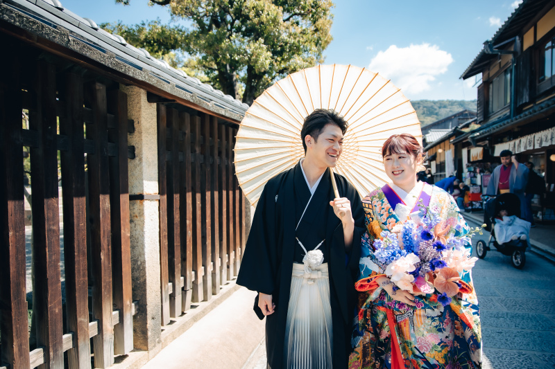 寄り添いずっと一緒に歩むおふたり