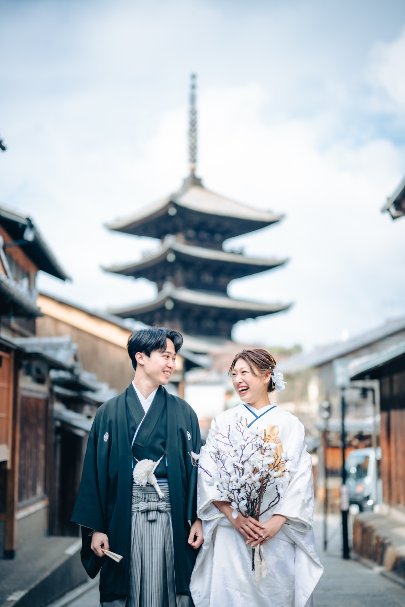 五重塔と二人の笑顔