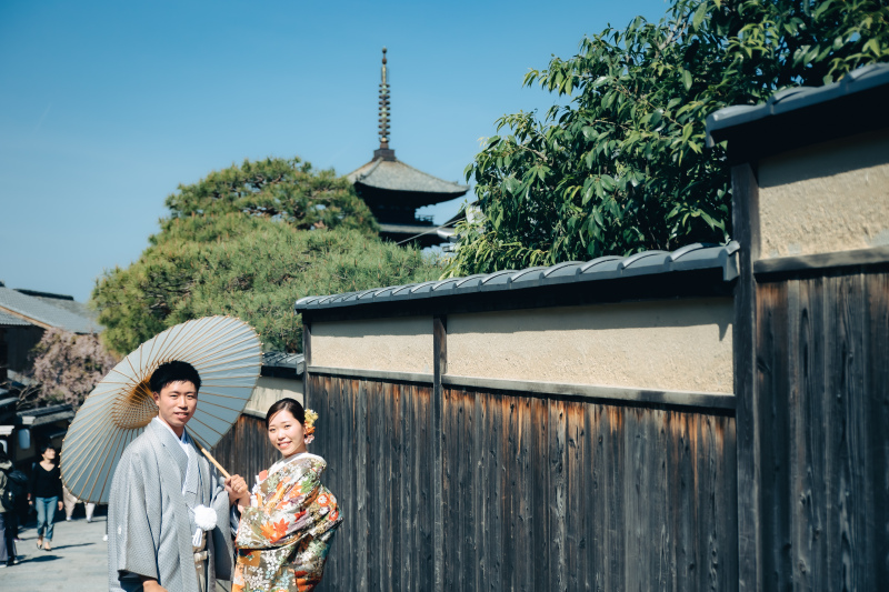 八坂エリアで五重塔をバックに