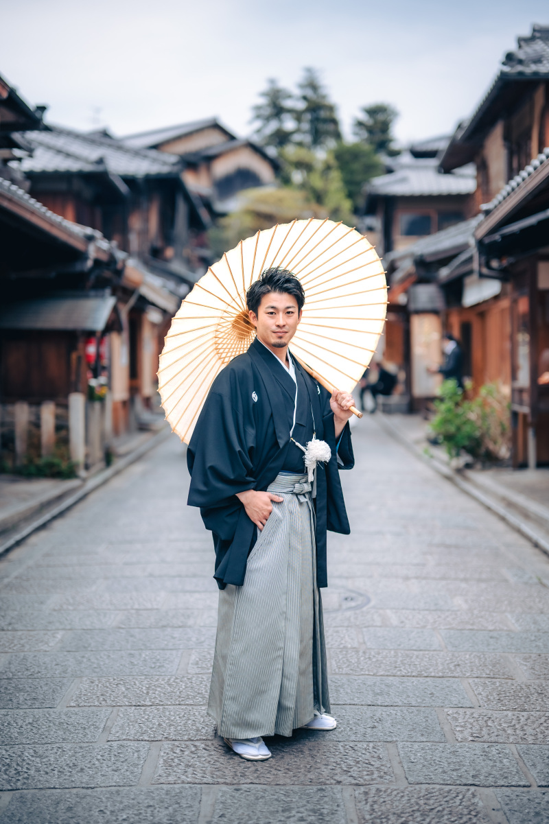 新郎さまは男性らしさを演出