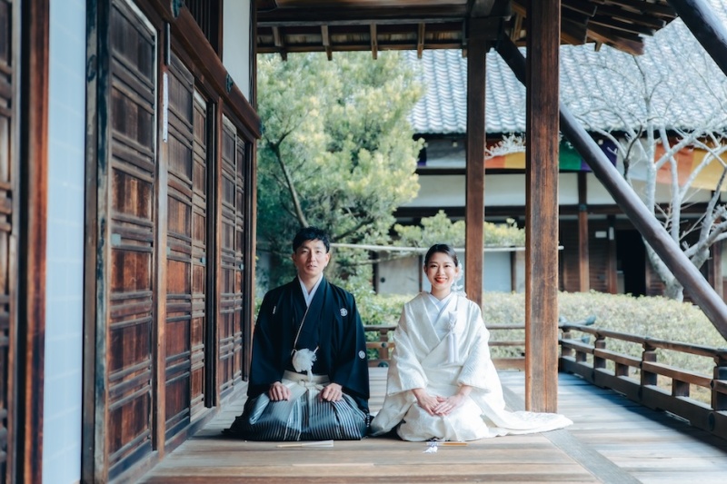 吹き抜けの廊下で