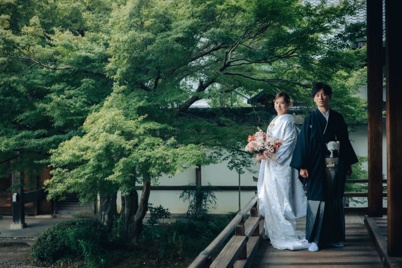 自然豊かな風景と歴史感じる建物