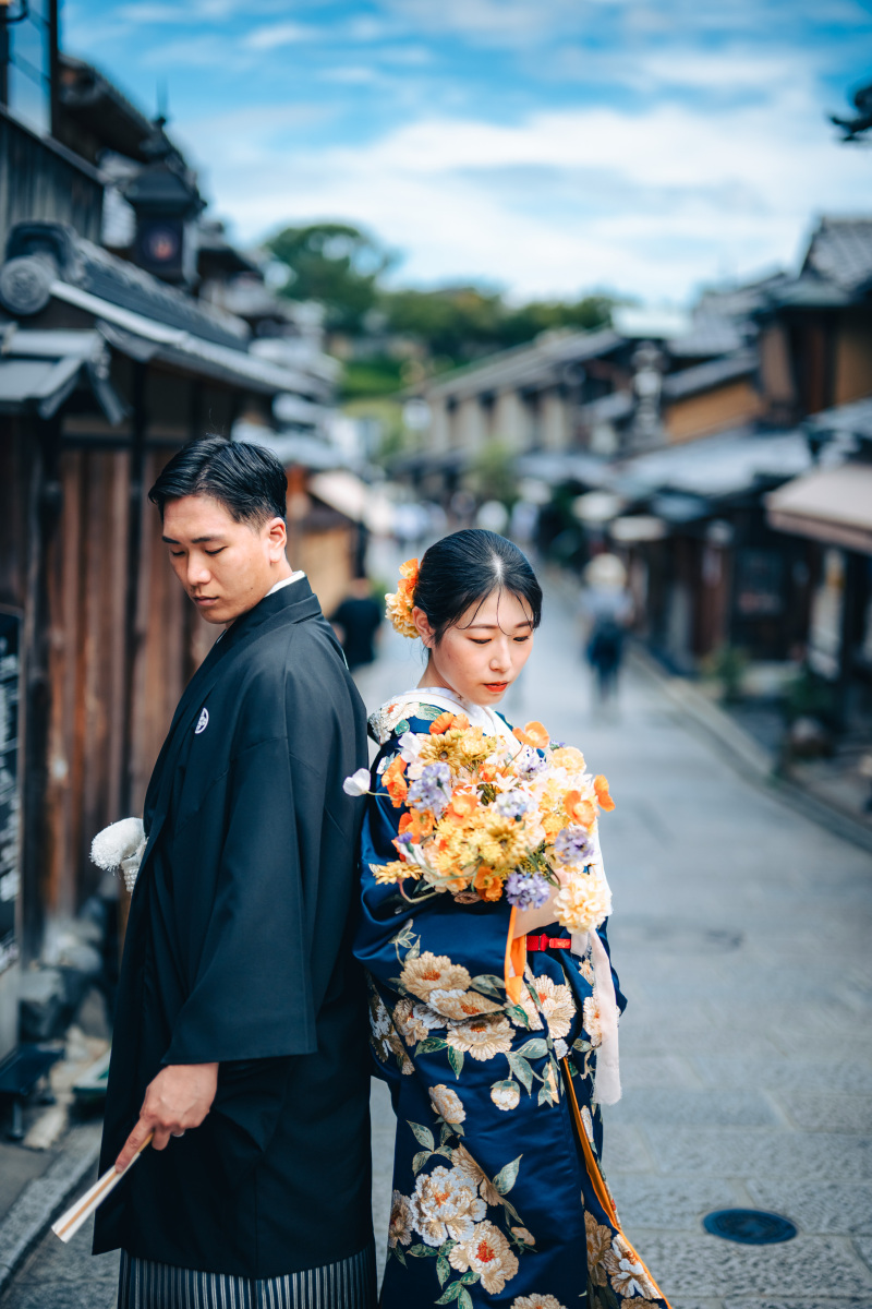 凛々しい和装姿で