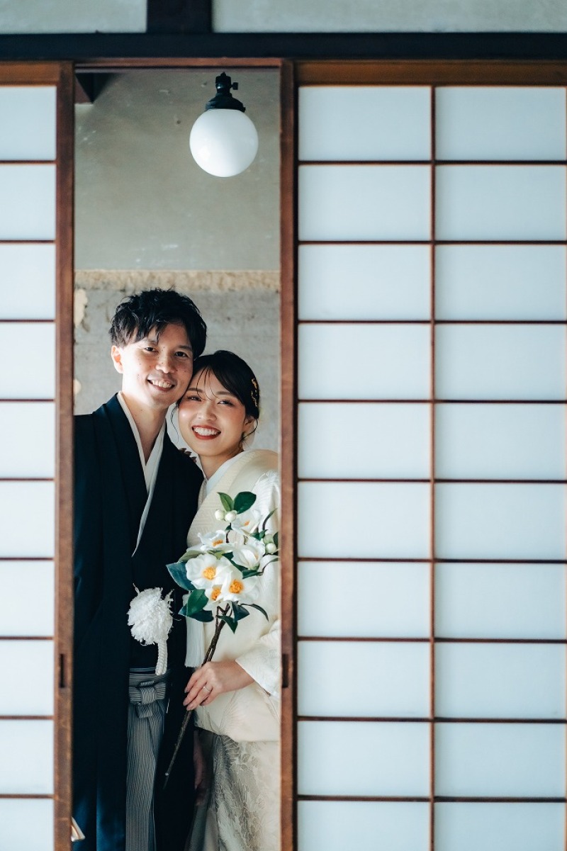 ぎゅっと寄り添う幸せショット