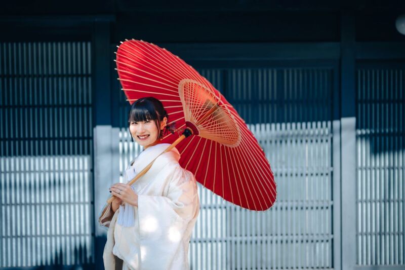 コントラスト