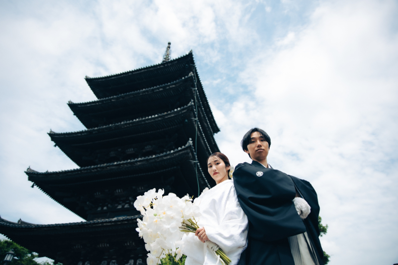 天を望んで祇園の塔と共に