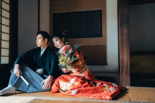 伝統の装いに宿る、凛とした魅力を。