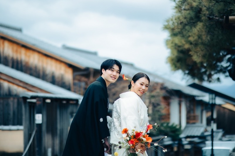 10月~12月撮影|3周年記念特別PLAN【3大特典付】和装2着2カ所・お洒落な生花和装ブーケプレゼント