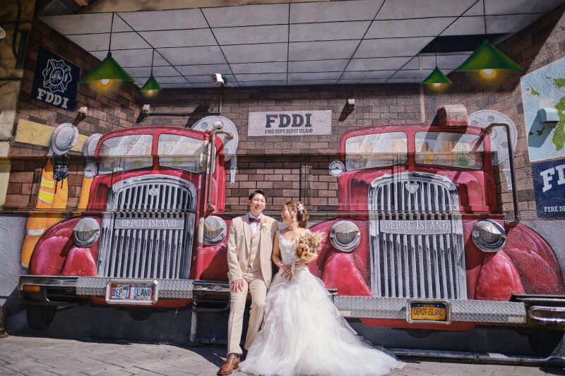 【平日限定】映えスポット☆アメリカンビレッジ&ビーチフォトプラン】衣裳フリーチョイス+ヘアメイク+130カット保障!