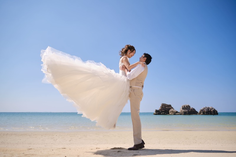 【平日限定】映えスポット☆アメリカンビレッジ&ビーチフォトプラン】衣裳フリーチョイス+ヘアメイク+130カット保障!