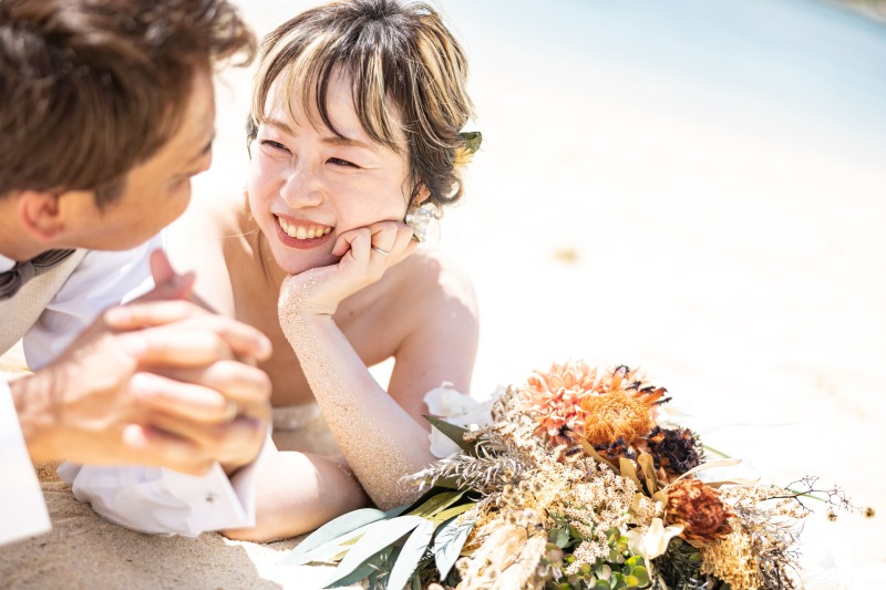 【8月中お申込限定】平日撮影限定☆ビーチ&ガーデン(2ロケ)プラン☆衣裳追加料金なし!100カット保障全データお渡し