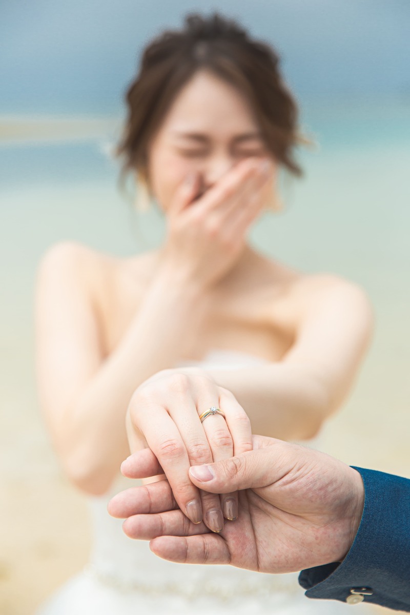 【超早割プラン】9月以降平日限定☆ビーチフォトウェディング☆衣装追加料金なし※ヘアメイクも込み込み☆80カット保障!