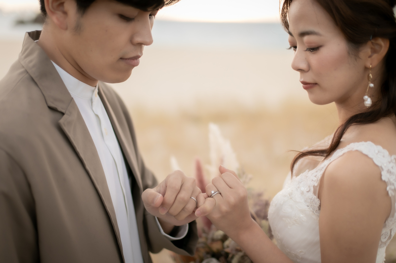 【ビーチ&サンセットフォトプラン】衣裳フリーチョイス+ヘアメイク+130カット保障!