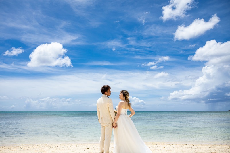 【8月中お申込限定】平日撮影限定☆ビーチ&ガーデン(2ロケ)プラン☆衣裳追加料金なし!100カット保障全データお渡し