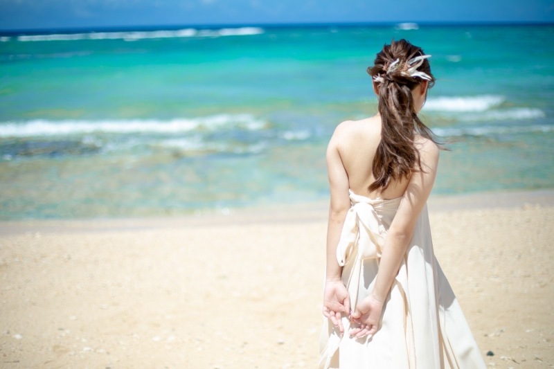 【ビーチ&サンセットフォトプラン】衣裳フリーチョイス+ヘアメイク+130カット保障!