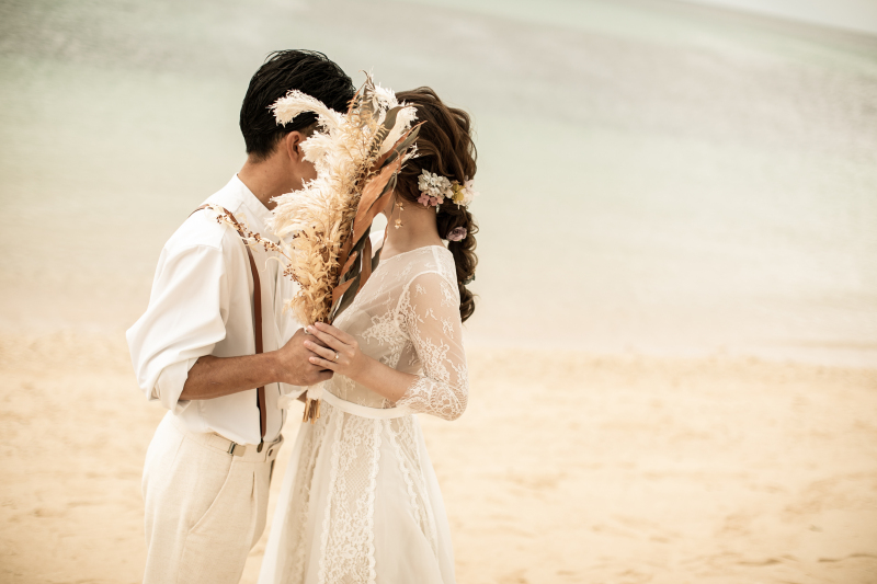 【ウェディングドレス&カラードレス】ビーチ&ガーデンPhoto(2ロケ)☆衣裳追加料金無料+ヘアメイク+100カット保障!