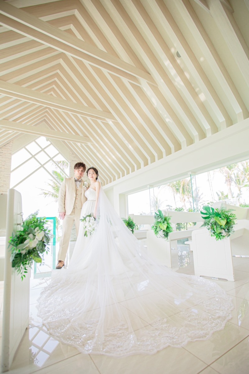 【8-10月撮影限定】海が見える☆ガーデンチャペル&ビーチフォト☆ウェディングドレス2着ok!ヘアメイク+100カット保障!