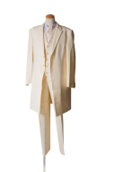 ホワイトロングタキシード