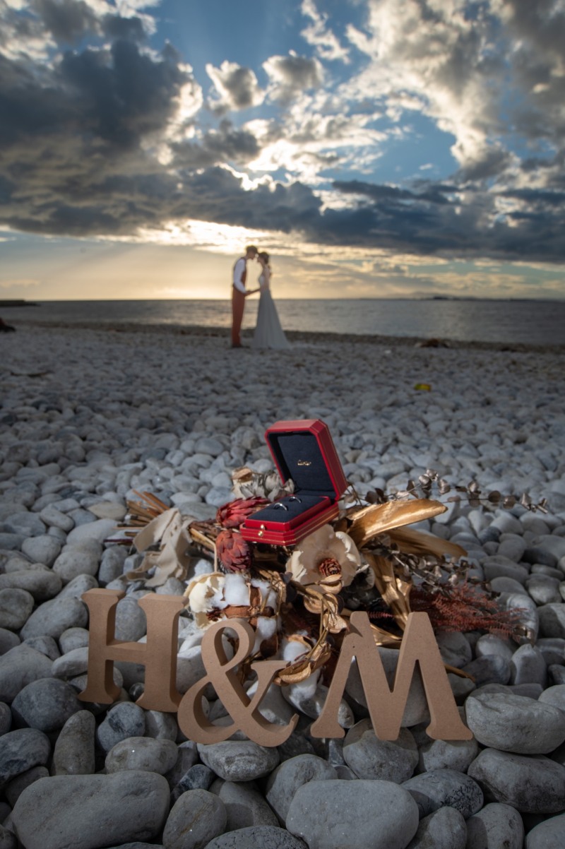 お持ちくださったグッズも撮影します