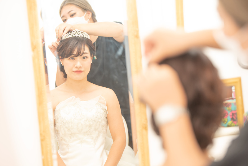 ドレスへのチェンジはハウススタジオでおこないます