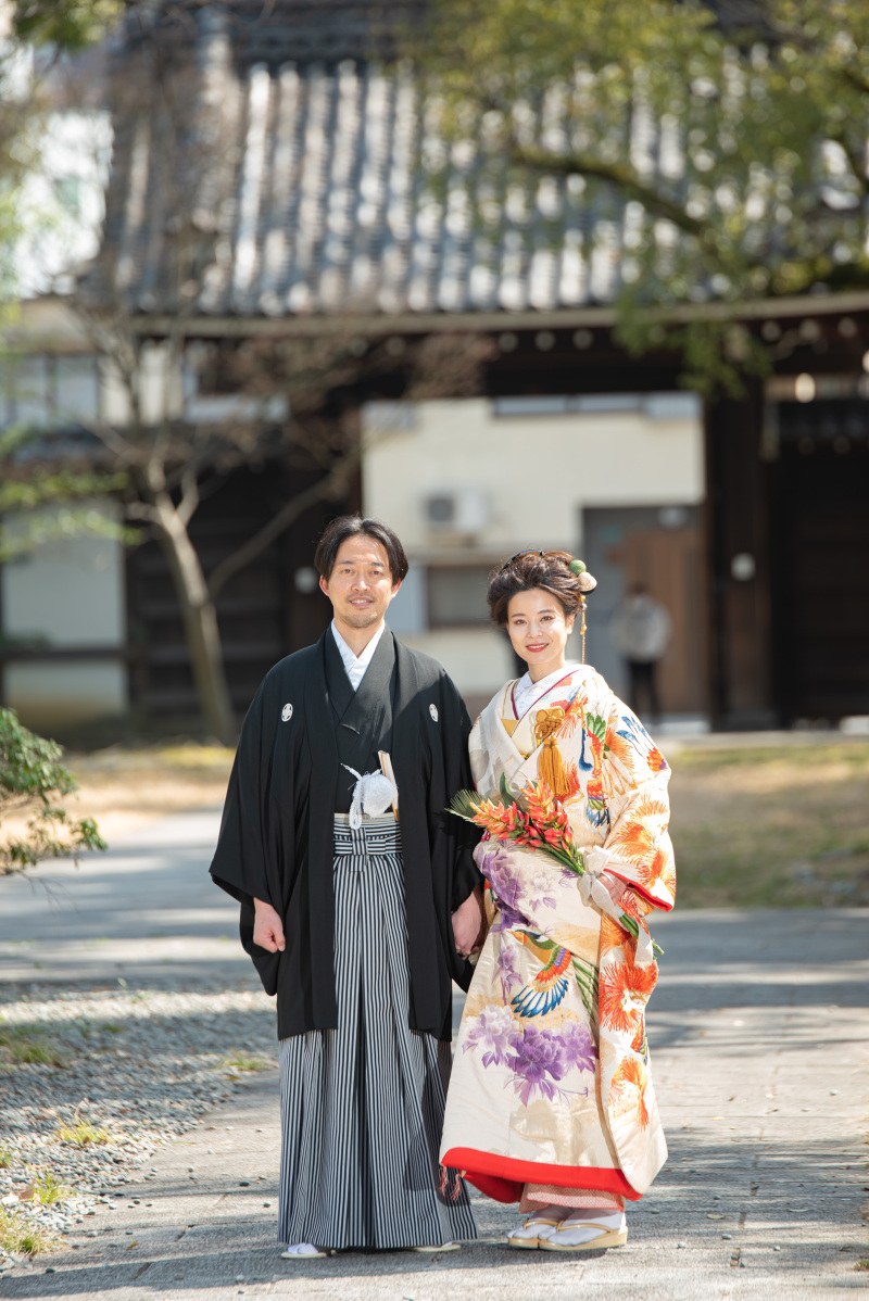 スタジオから車で15分弱、大阪城北詰駅5分