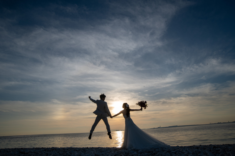 夕刻までマーブルビーチで撮影して公会堂に移動