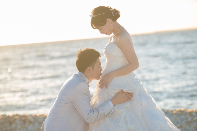 せっかくなので洋装ではマタニティショットも