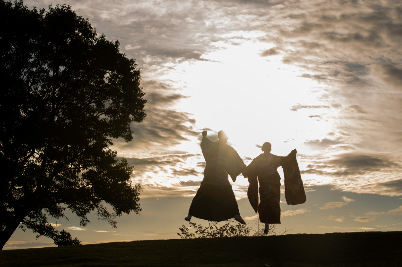 若草山で夕日を迎えて撮影終了しました