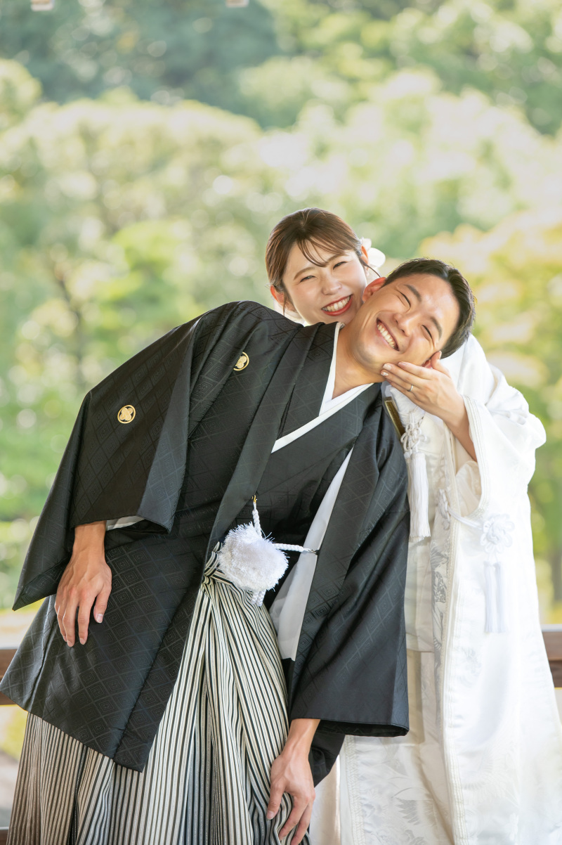 ニコニコ自然な笑顔の二人