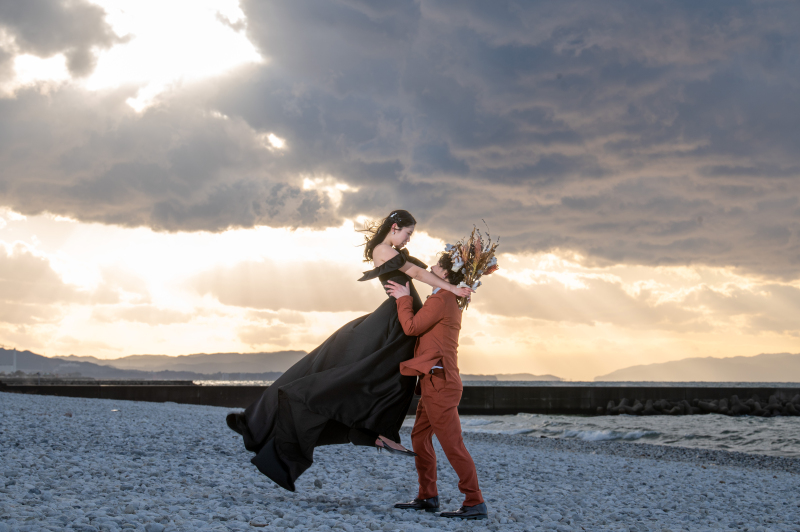前日は雨で朝まで少し曇りでしたが