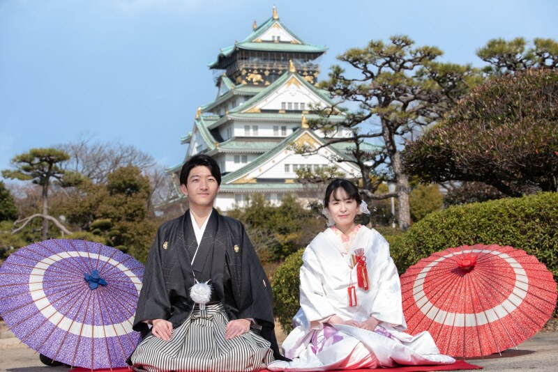 大阪城をバックに撮影もいたします