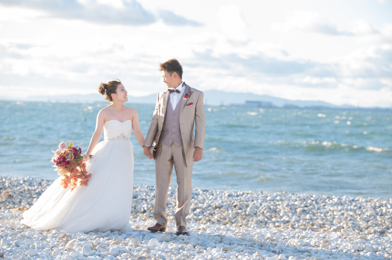洋装はマーブルビーチで撮影いたしました