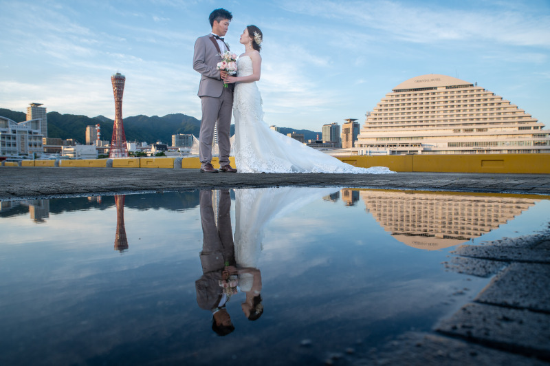 朝方まで雨が降ってましたので水溜りが。。。。