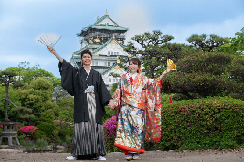 当然大阪城をバックに撮影しますよ