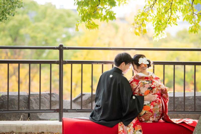 色打掛に衣裳チェンジし高台エリアで撮影