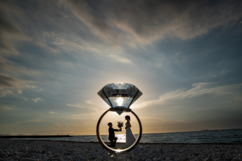 前撮り結婚式.com 縁photo _海で撮影できる