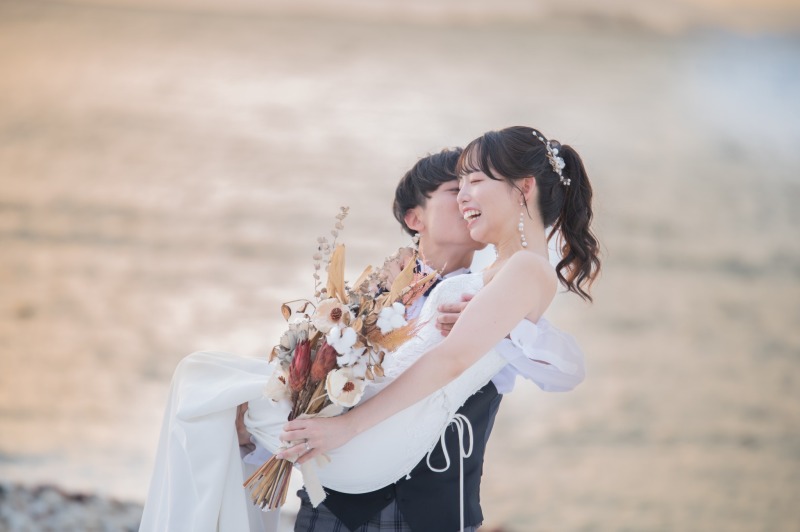 前撮り結婚式.com 縁photo _海で撮影できる