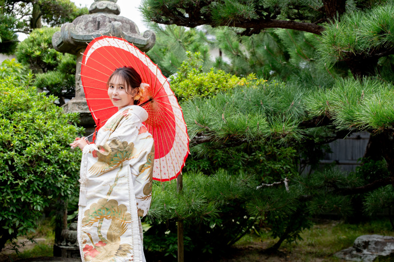 1月末迄先着5組限定白無垢&色打掛◆和装茶室&お庭プラン100カットデータ付◆※衣裳グレードアップ料金なし