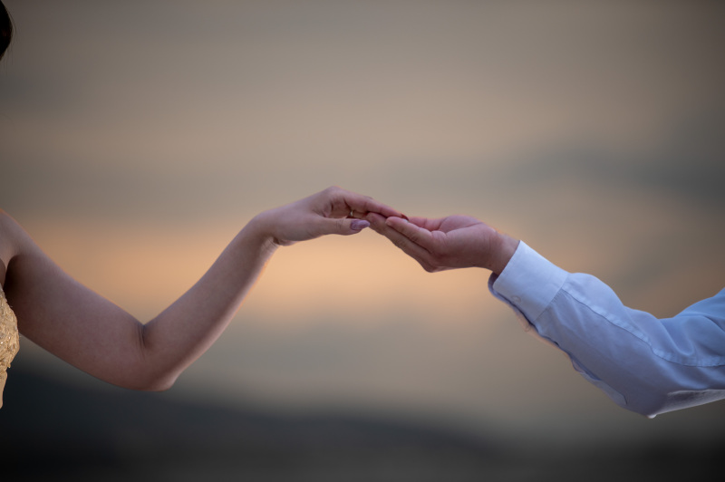 淡路島【夕日100選の慶野松原】で海＆夕日フォト／洋装・全データ150カット・オフショットムービー付き※衣裳UP料金無