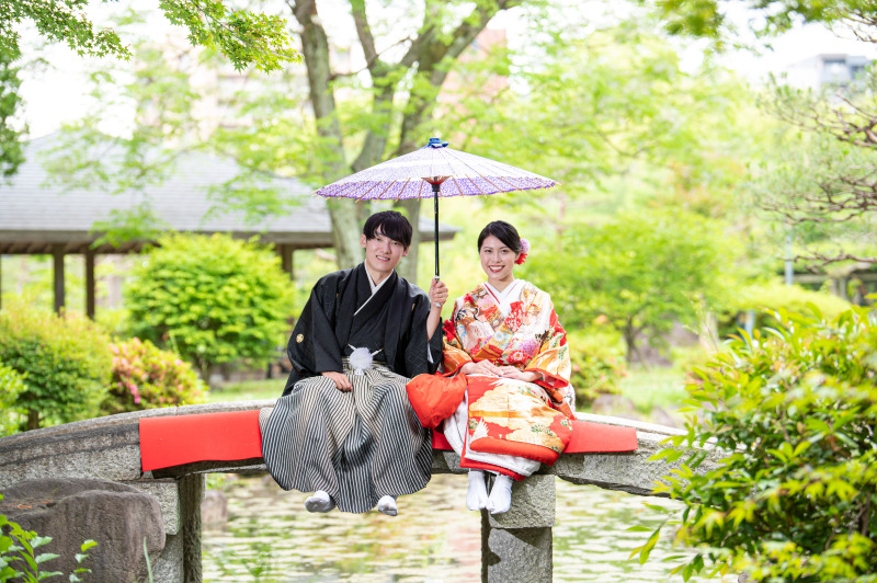 オールシーズンも値段変わらず!和装ロケ藤田邸跡スタンダードプラン【衣裳(色打掛or白無垢+紋付)+データ100】※衣裳UP料金無