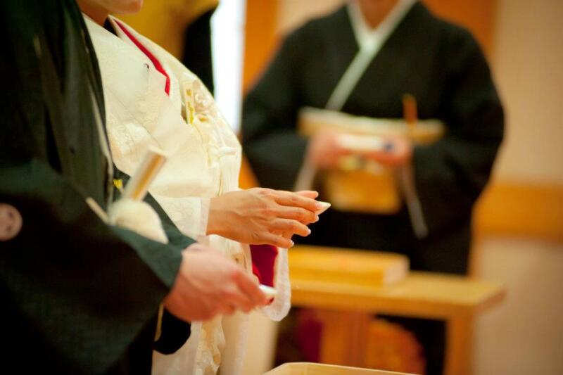 平日99,800円ロケ撮影プランでそのまま挙式OK衣装追加料金無しデータ100c明朗会計（大阪市内、挙式手続き初穂料はお客様）