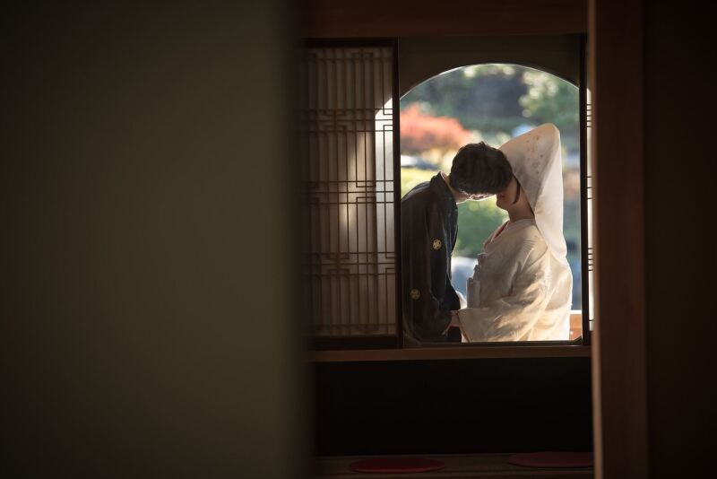 【12/15〜1/31撮影限定】差額ゼロ!大仙公園<和室付>和装2着の贅沢ロケ【データ200カット以上】※衣裳アップ料金なし