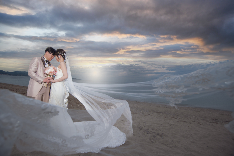 淡路島【夕日100選の慶野松原】で海＆夕日フォト／洋装・全データ150カット・オフショットムービー付き※衣裳UP料金無