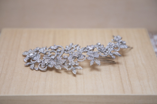 ヘッドアクセサリー