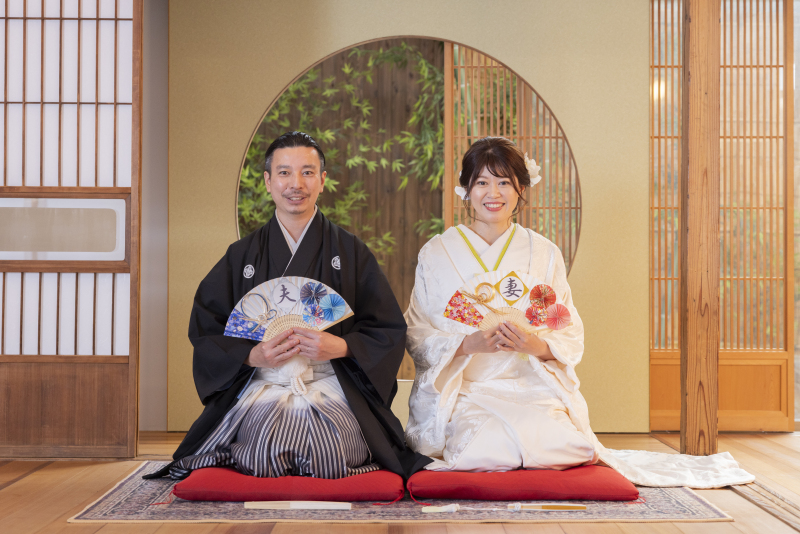 正座でご報告写真!